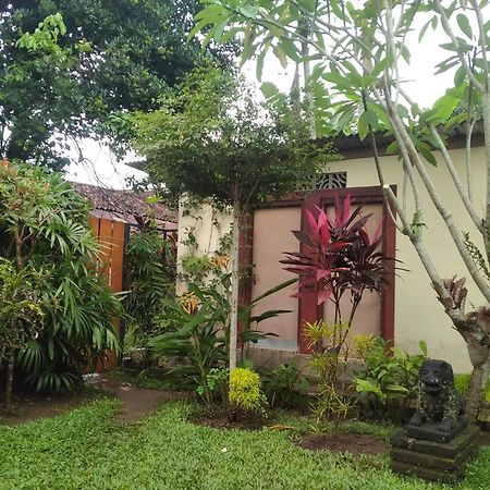 Efata Homestay Magelang Exterior foto